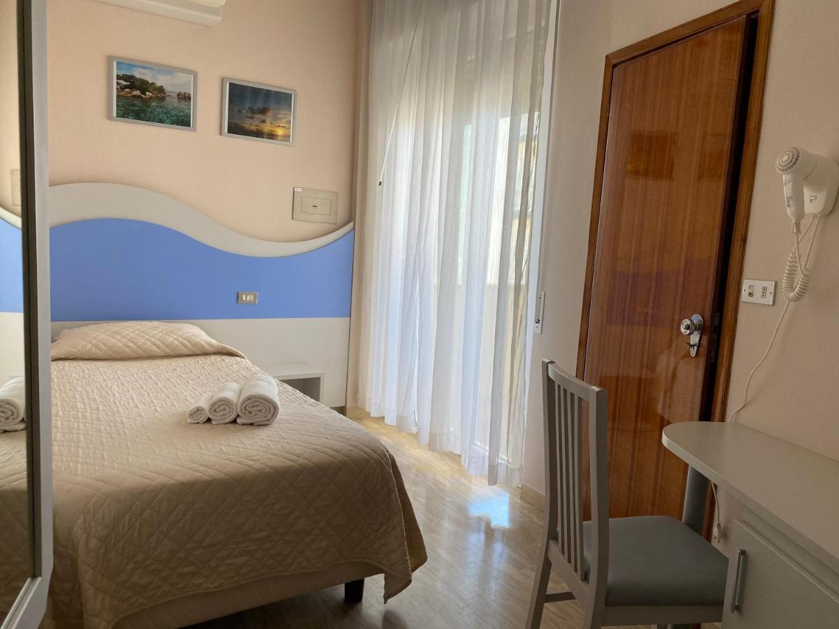 Hotel Moderno - Bed & Breakfast Cervia Dış mekan fotoğraf
