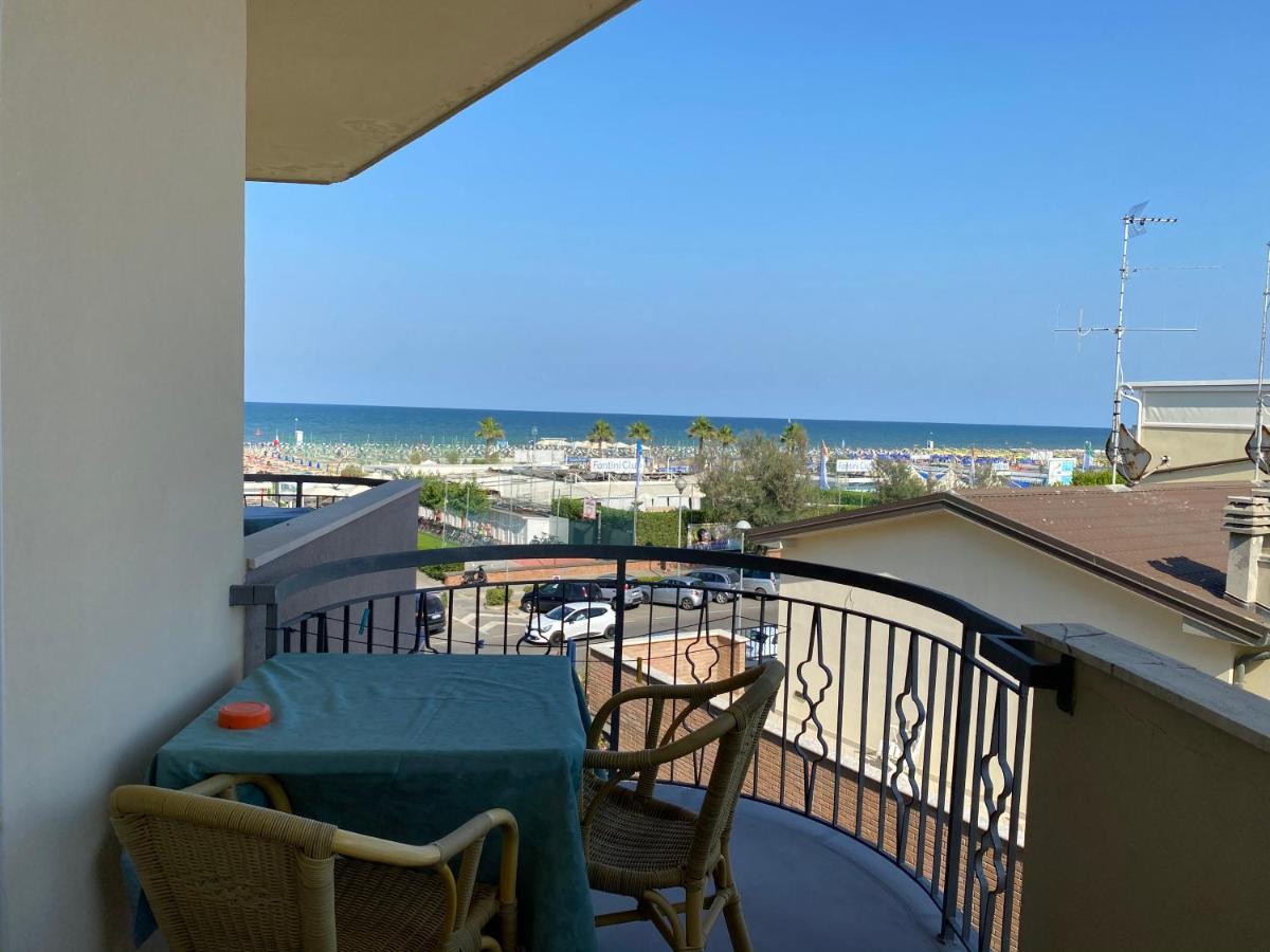Hotel Moderno - Bed & Breakfast Cervia Dış mekan fotoğraf