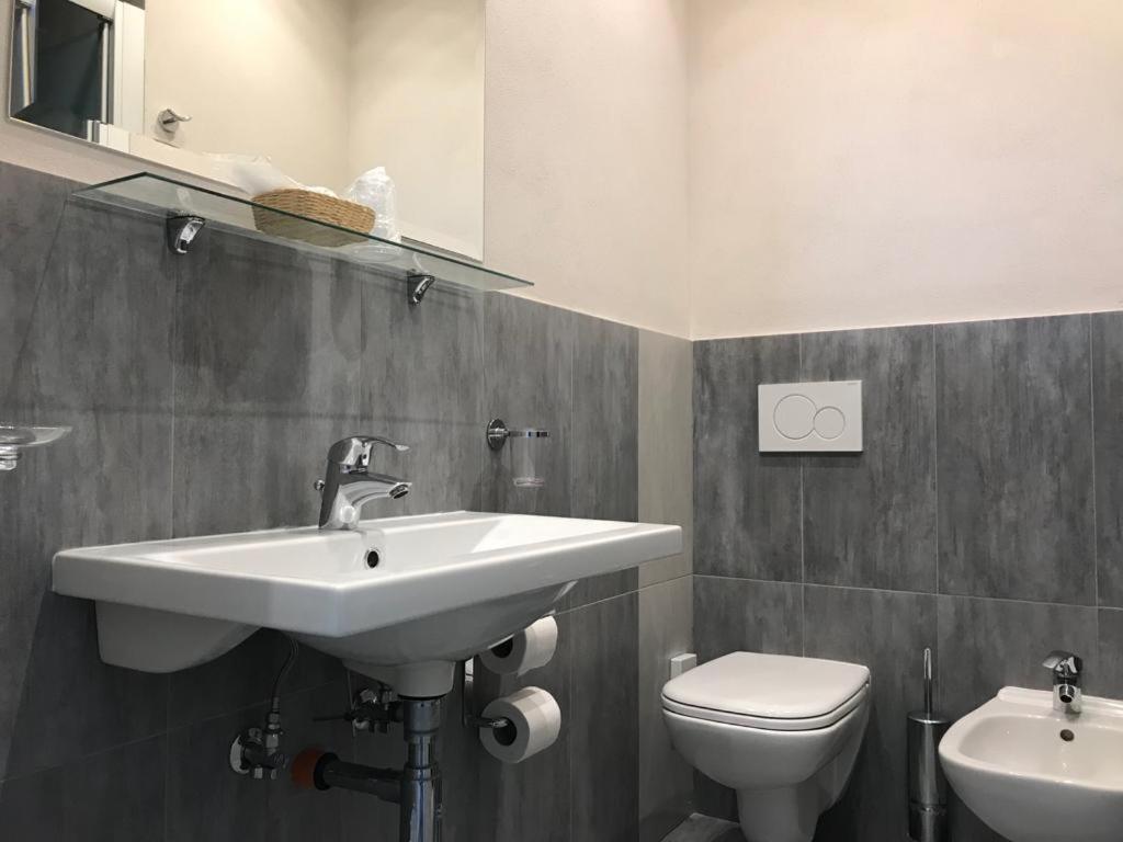 Hotel Moderno - Bed & Breakfast Cervia Dış mekan fotoğraf