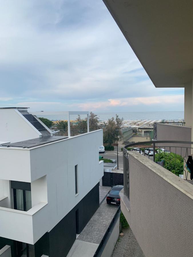 Hotel Moderno - Bed & Breakfast Cervia Dış mekan fotoğraf